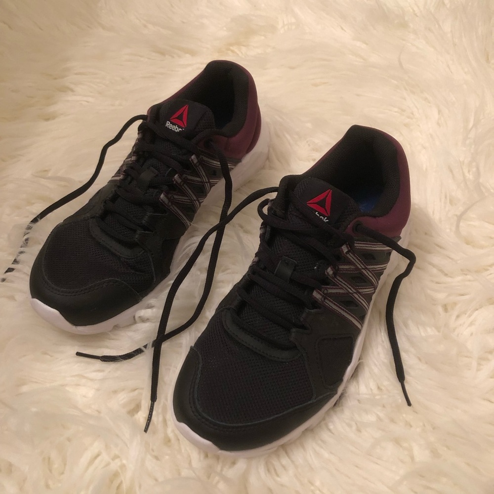 Black Memory Foam Reeboks